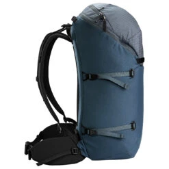 Arc'teryx Konseal 40 - Climbing Backpack -Camping Equipment Store arcteryx konseal 40 climbing backpack detail 4