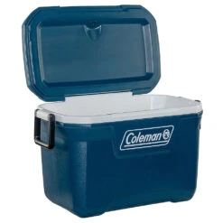 Coleman Xtreme 52qt Chest - Coolbox -Camping Equipment Store coleman xtreme 52qt chest coolbox detail 3