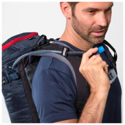 Millet Ubic 20 - Walking Backpack -Camping Equipment Store millet ubic 20 walking backpack detail 8