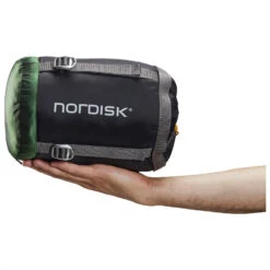 Nordisk Gormsson +4 Curve - Synthetic Sleeping Bag -Camping Equipment Store nordisk gormsson 4 curve synthetic sleeping bag detail 3