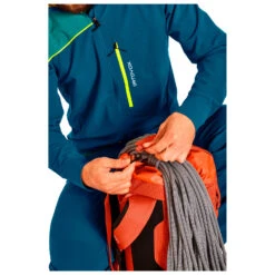 Ortovox Trad Zero 24 - Climbing Backpack -Camping Equipment Store ortovox trad zero 24 climbing backpack detail 9